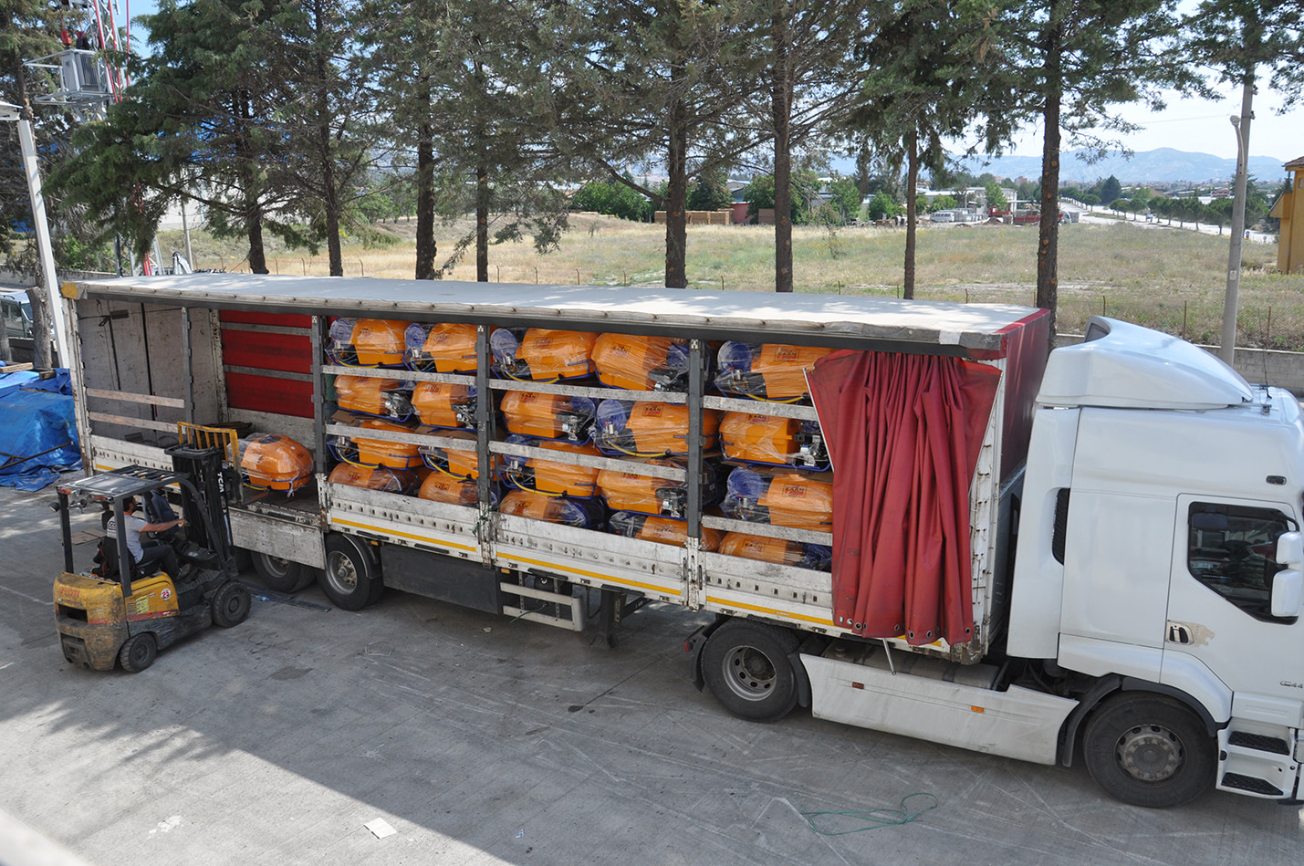 Servis ve yedek parça merkezi